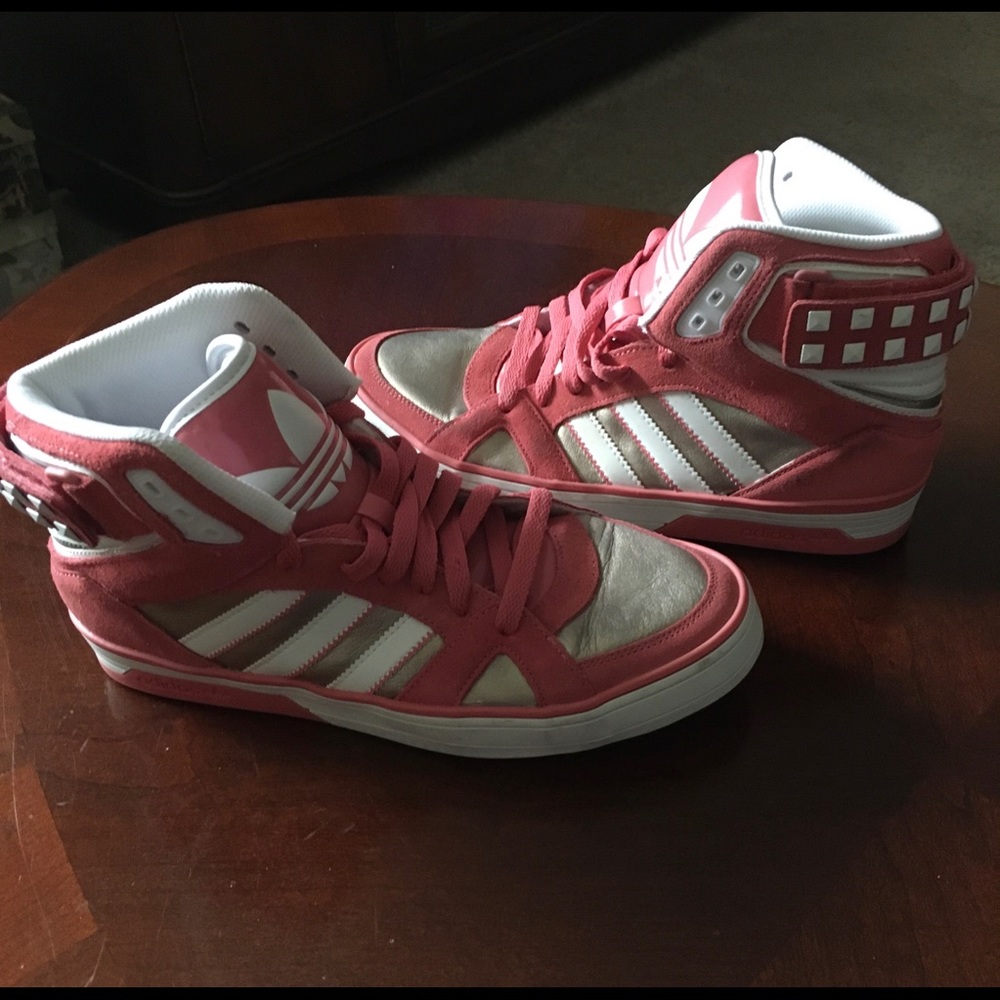 Women’s Shoes